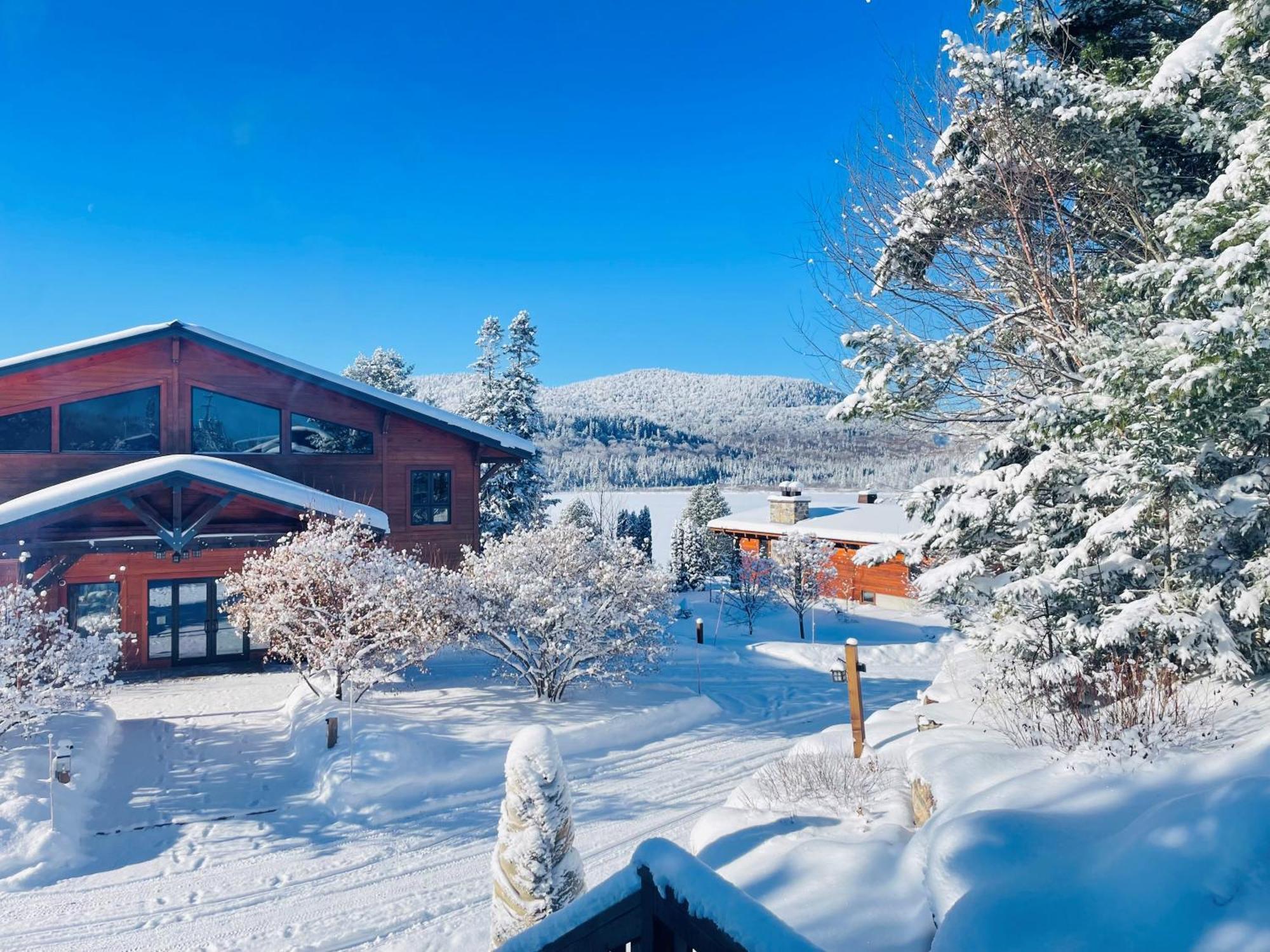 Le Grand R Hotel Saint-Donat-de-Montcalm Exterior photo