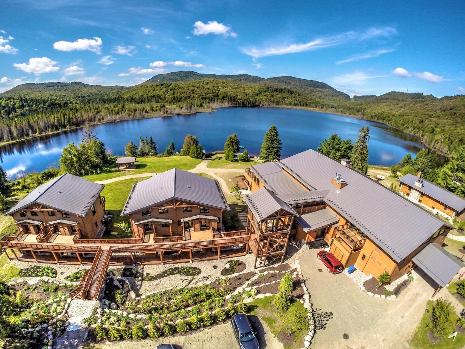 Le Grand R Hotel Saint-Donat-de-Montcalm Exterior photo