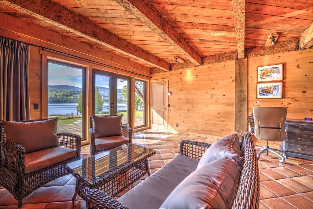 Le Grand R Hotel Saint-Donat-de-Montcalm Exterior photo